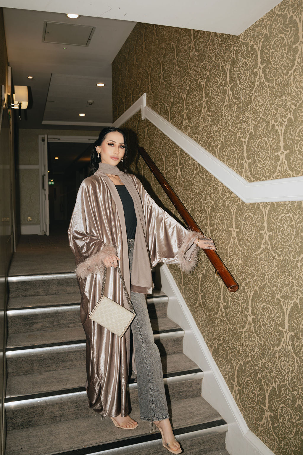Serena open abaya